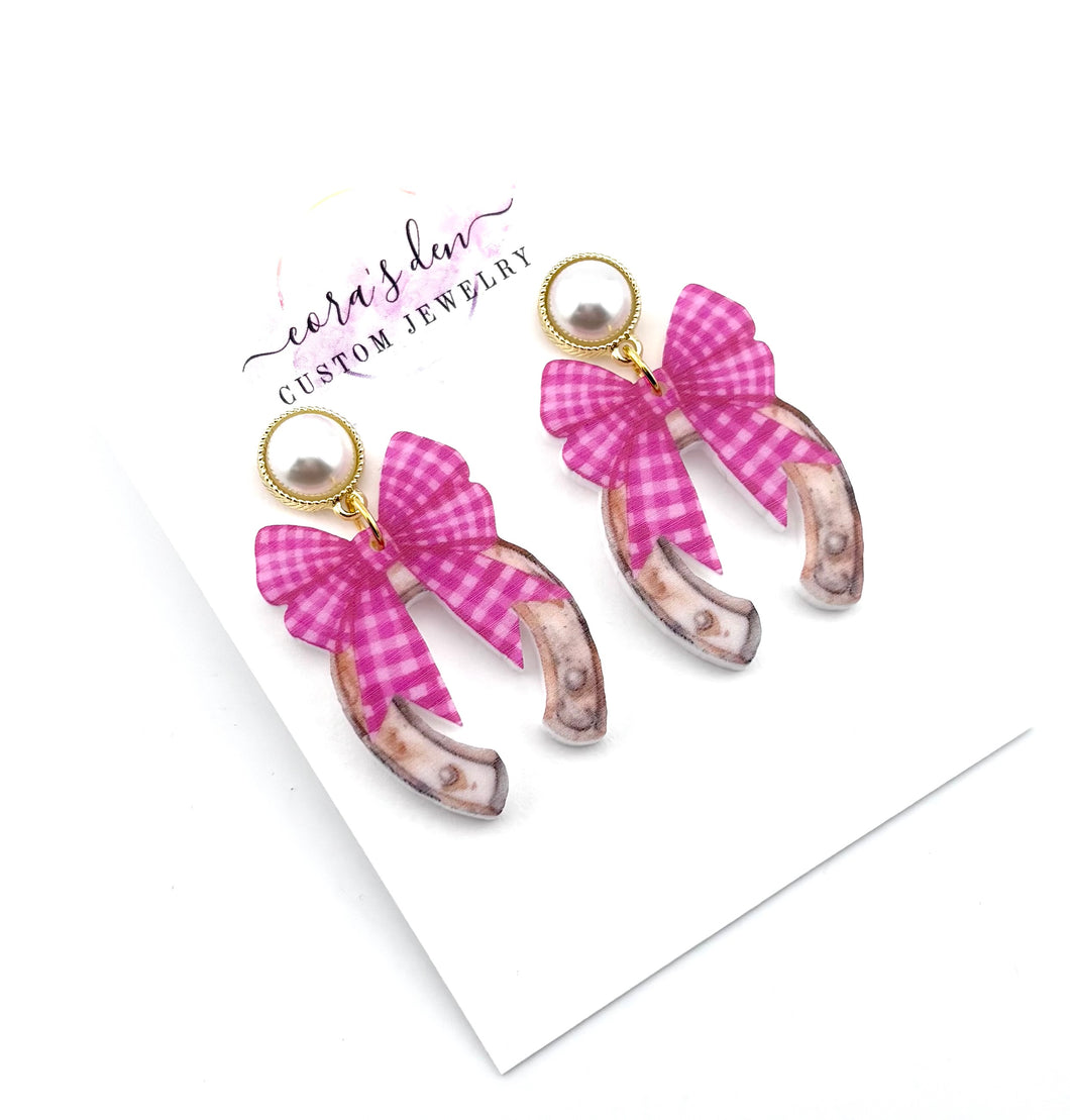 Derby Horse Shoe Earrings