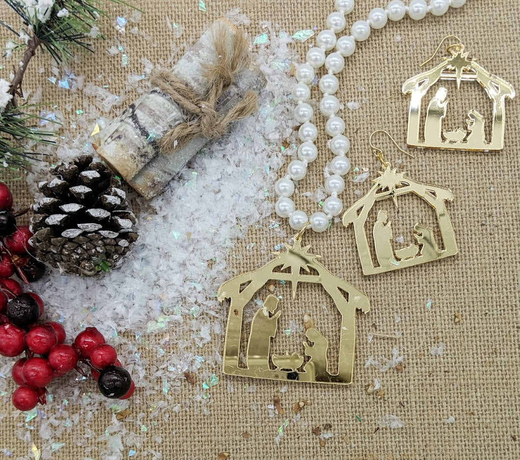Nativity Pearl Beaded Necklace